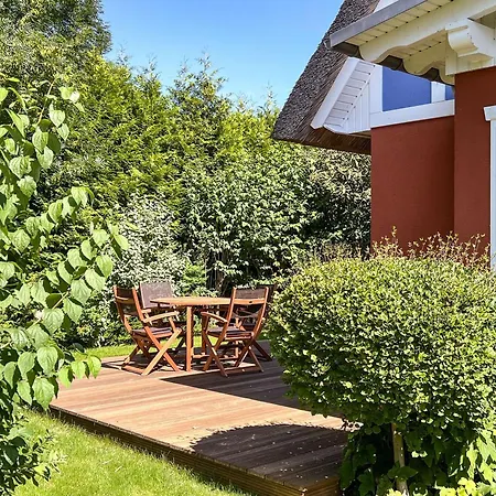 Holiday home Bueltenzeit Born
